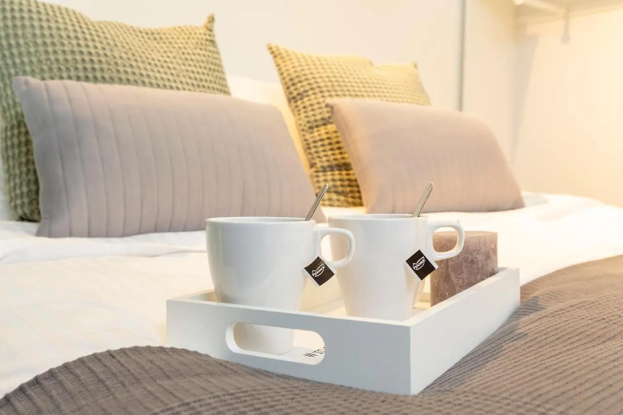 New Modern Loft Apartment View Walk City Centre 20D Delft