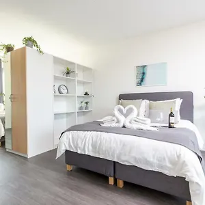 Apartment Retreat To Quite Newly Build Centre Family 20a, Delft
