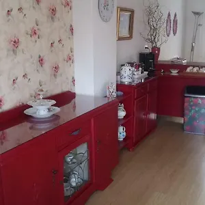 Bed & Breakfast Bed En Broodje Bloem, Delft